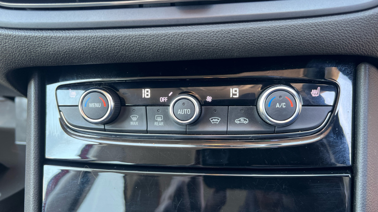 Vauxhall Grandland 1.2 Hybrid [136] Ultimate 5dr e-DCT6 Petrol Hatchback